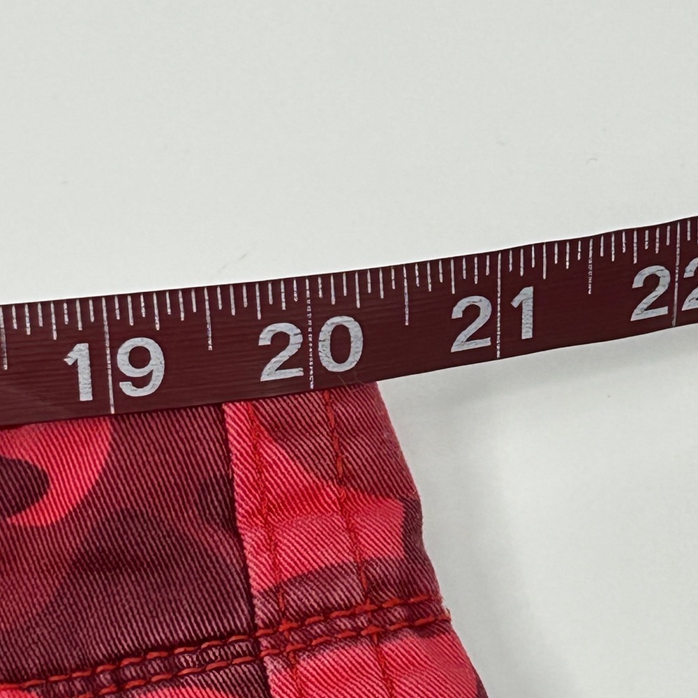American Eagle Outfitters Cargo Shorts Men's 38 Red Camo Classic Fit - Picture 7 of 9